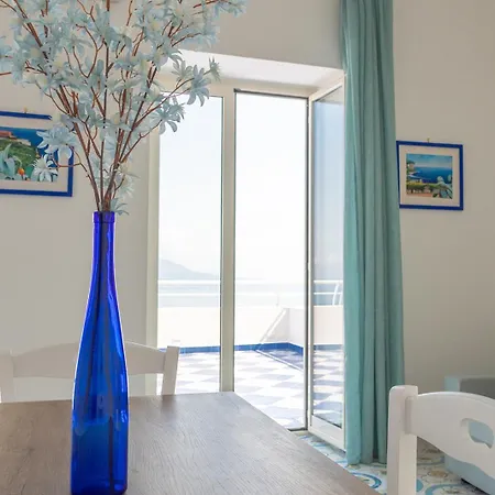 Blue 51 * Vico Equense