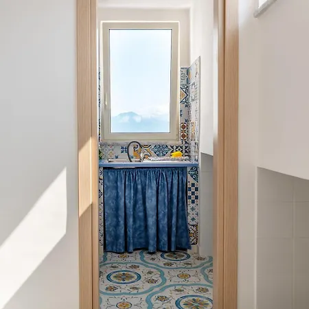 Blue 51 * Vico Equense